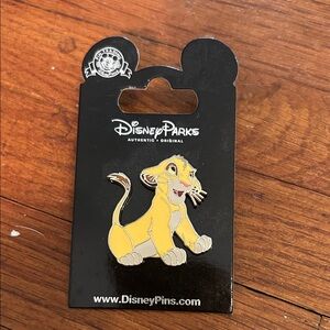 Disney Parks Simba Pin
